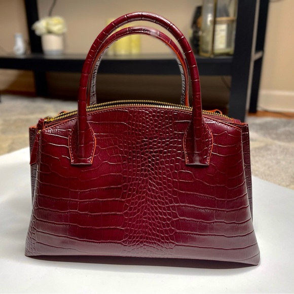 IACUCCI LEATHER HANDBAG - Picture 1 of 8